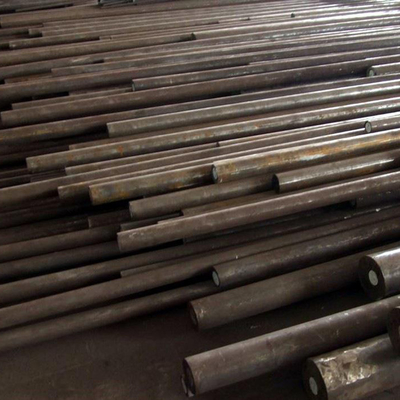 L'acier au carbone de Q195 Q235 AM A36 autour de la BRI laminée à chaud de la barre api a délivré un certificat