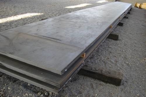 Plat d'acier au carbone noir laminé à chaud ASTM A36 ST37 S45C ST52
