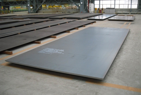 Plat d'acier au carbone noir laminé à chaud ASTM A36 ST37 S45C ST52