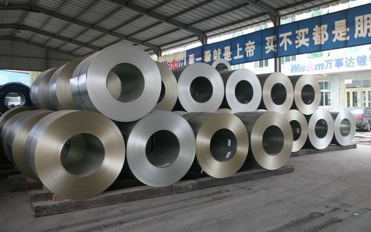 316 409 ont laminé à froid la feuille d'acier inoxydable dans la norme de la bobine AISI ASTM